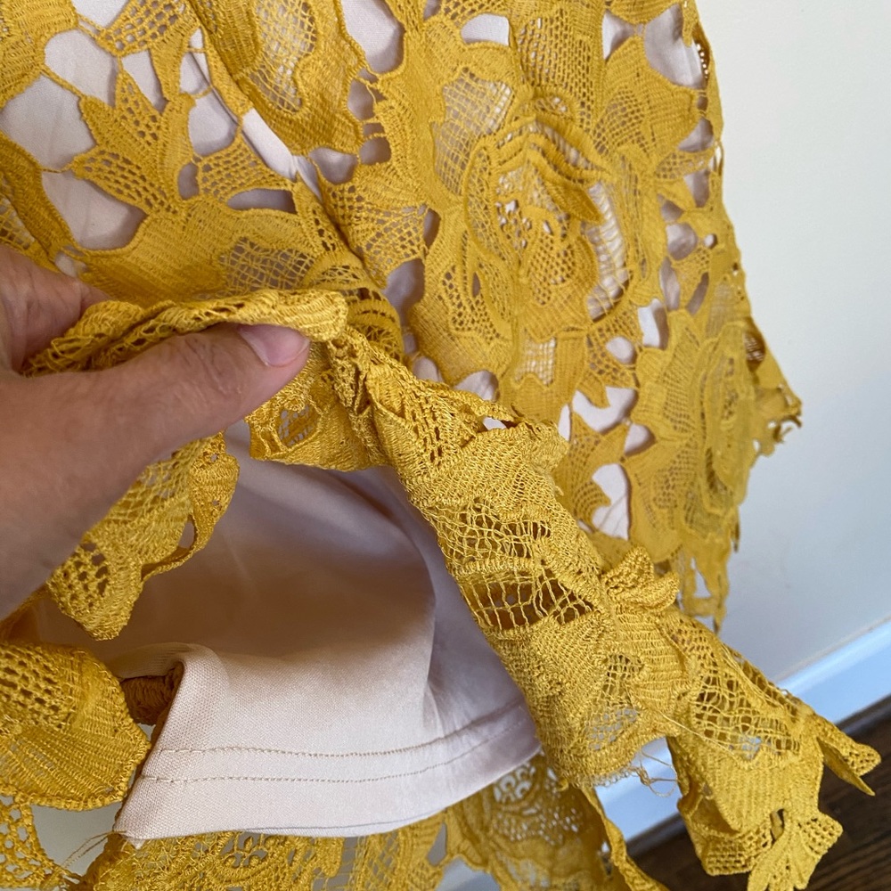 Missguided Mustard Lace Romper Size 10 Deep V Ladder Detail Playsuit - Picture 5 of 6